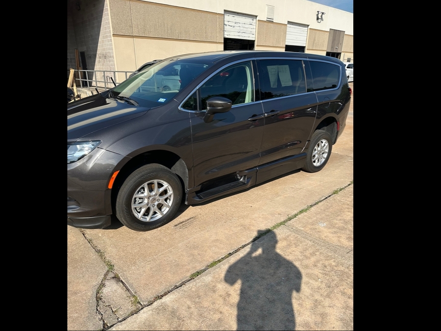 Used 2023 Chrysler Voyager LX - BraunAbility Side Entry Entry Fold Out Automatic Ramp