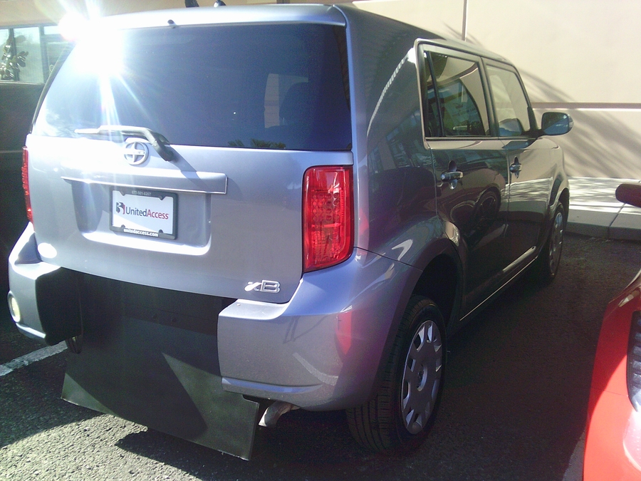 Used 2009 Scion xB Base - Freedom Rear Entry Fold Out Manual Ramp