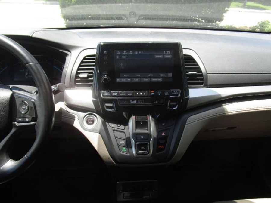 Used 2018 Honda Odyssey EX-L - BraunAbility Side Entry Entry In Floor Automatic Ramp