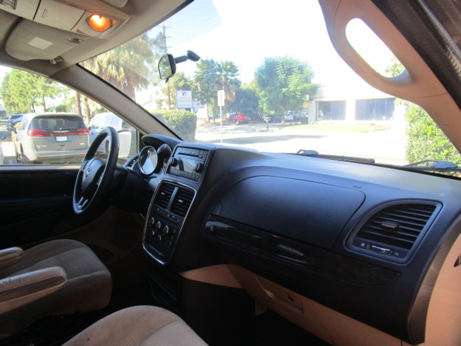 Used 2016 Dodge Grand Caravan SXT - VMI Side Entry Fold Out Automatic Ramp