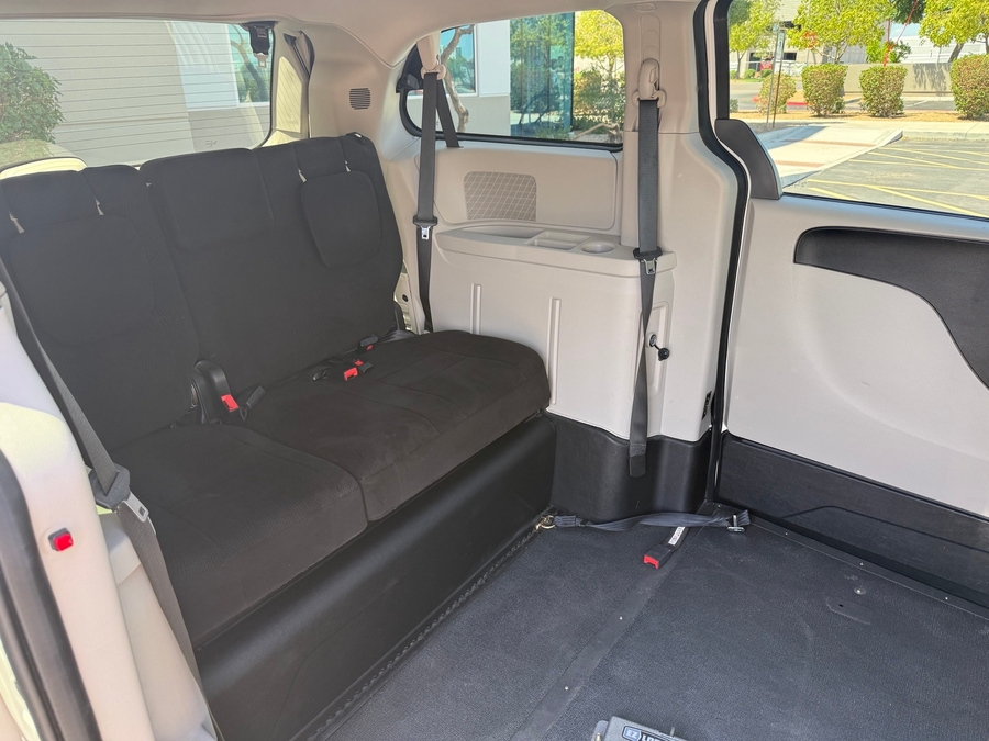 Used 2012 Dodge Grand Caravan SXT - VMI Side Entry In Floor Automatic Ramp