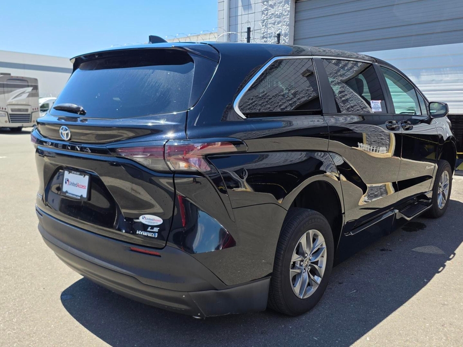 Used 2024 Toyota Sienna Hybrid LE - BraunAbility Side Entry Fold Out Automatic Ramp