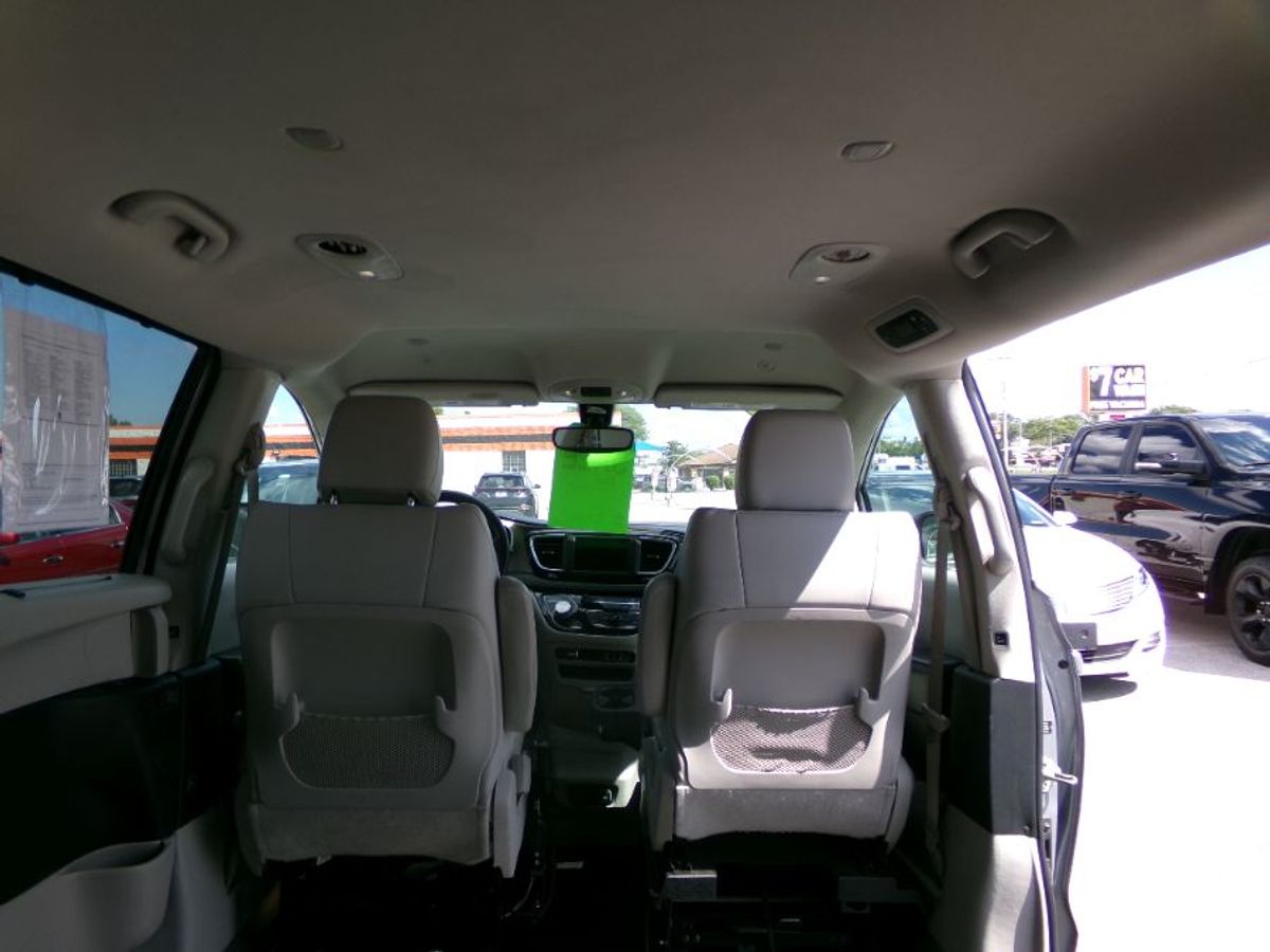 2021 CHRYSLER VOYAGER - Image 6