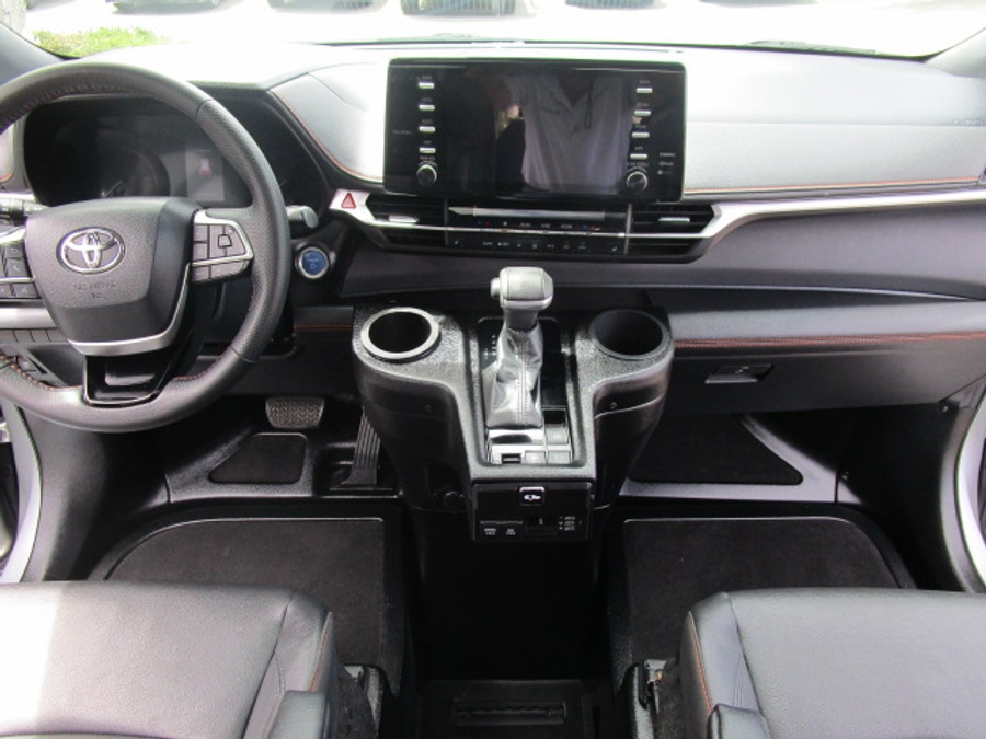 Used 2023 Toyota Sienna Hybrid XSE Sport - BraunAbility Side Entry Entry Fold Out Automatic Ramp