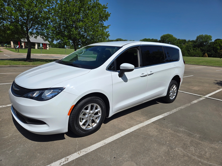 Used 2023 Chrysler Voyager LX - ATS Commercial Rear Entry Fold Out Manual Ramp