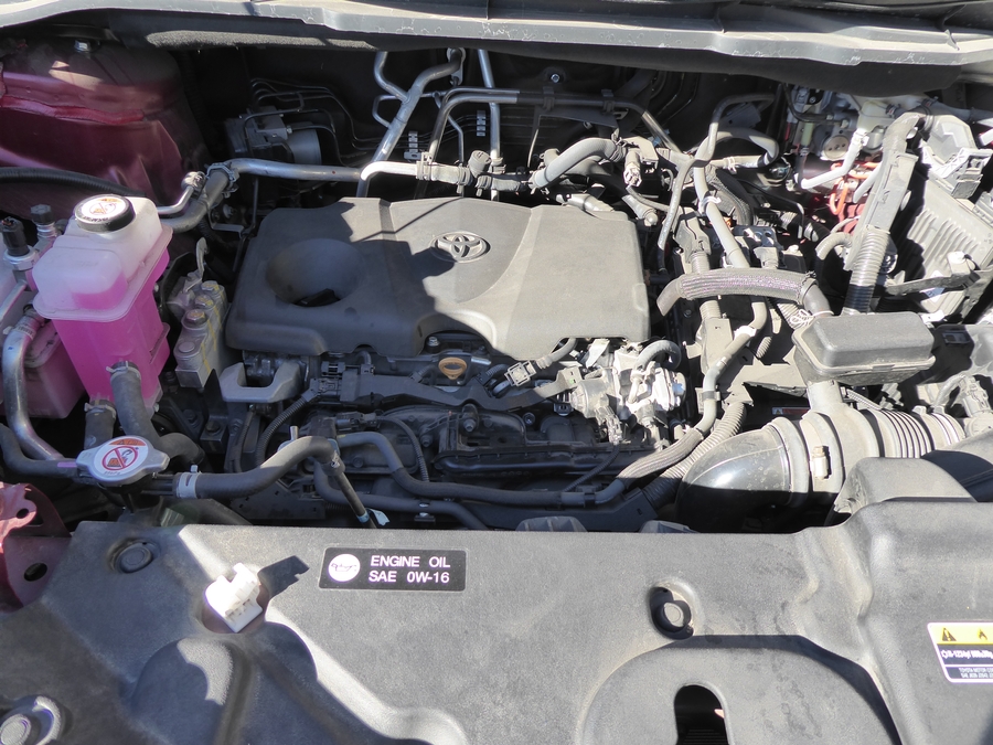 Used 2024 Toyota Sienna Hybrid Platinum - BraunAbility Side Entry In Floor Automatic Ramp
