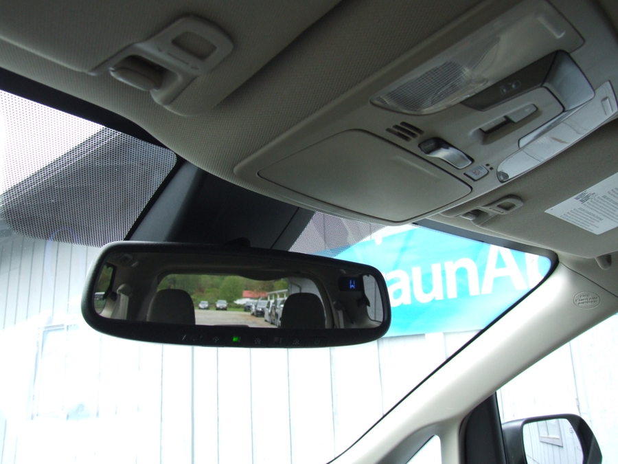 Used 2019 Toyota Sienna XLE - VMI Side Entry Entry In Floor Automatic Ramp
