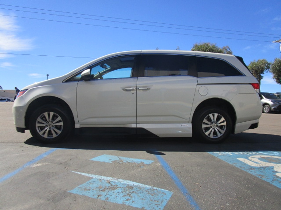 Used 2016 Honda Odyssey EX-L - VMI Side Entry Entry In Floor Automatic Ramp