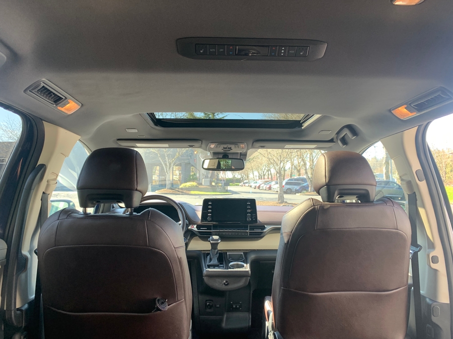 Used 2021 Toyota Sienna Hybrid Platinum - VMI Side Entry Entry In Floor Automatic Ramp