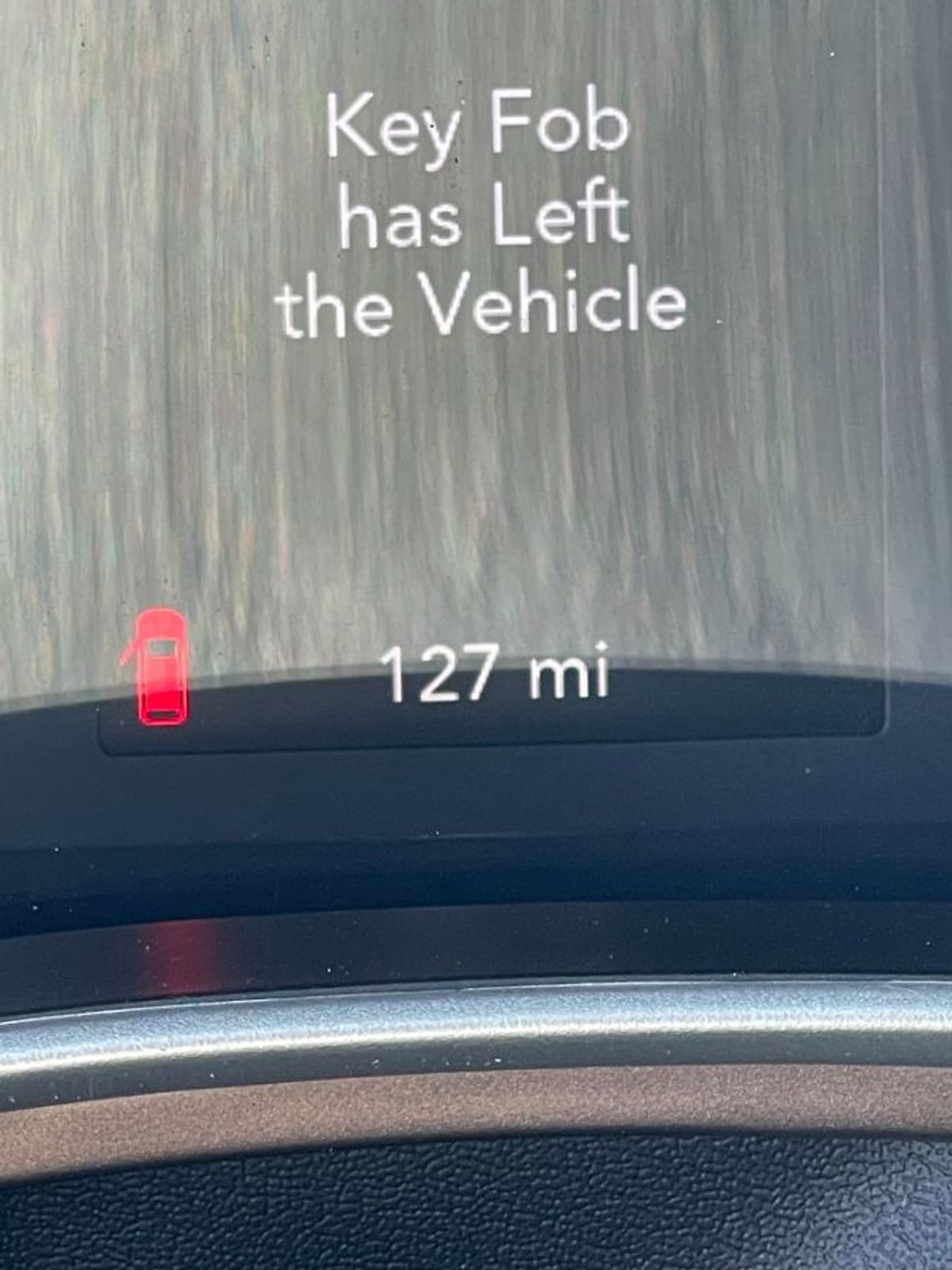 2024 CHRYSLER VOYAGER - Image 16