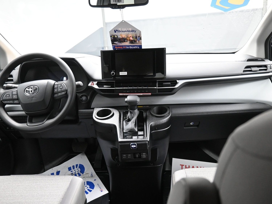 Black Toyota Sienna image number 12