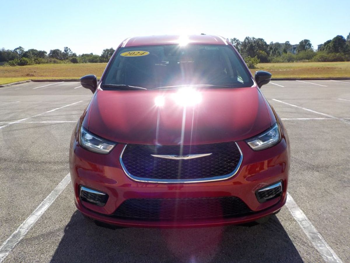 2024 CHRYSLER PACIFICA - Image 3