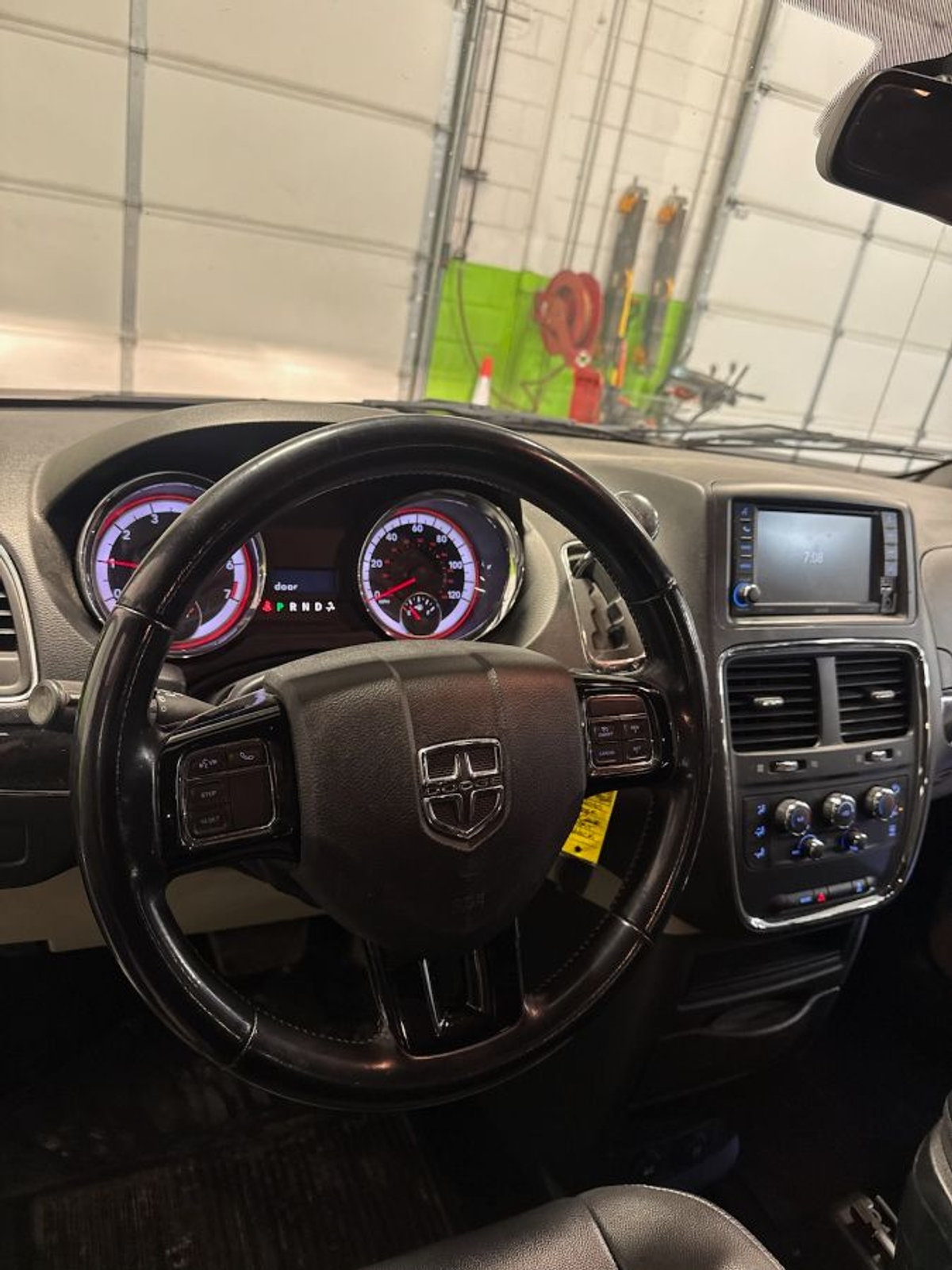 2020 DODGE GRAND CARAVAN - Image 15