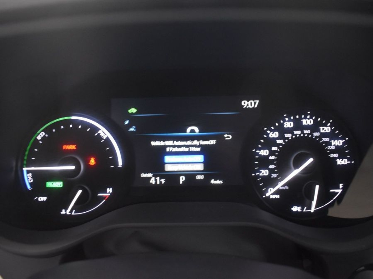 2025 TOYOTA SIENNA - Image 16