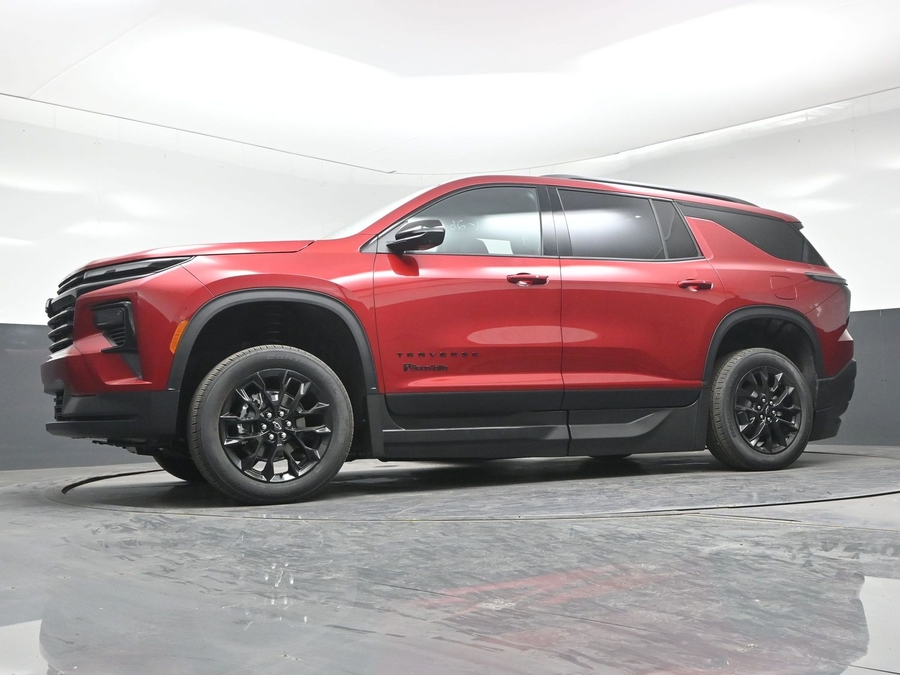 New 2026 Chevrolet Traverse 1LT Midnight - BraunAbility Side Entry In Floor Automatic Ramp