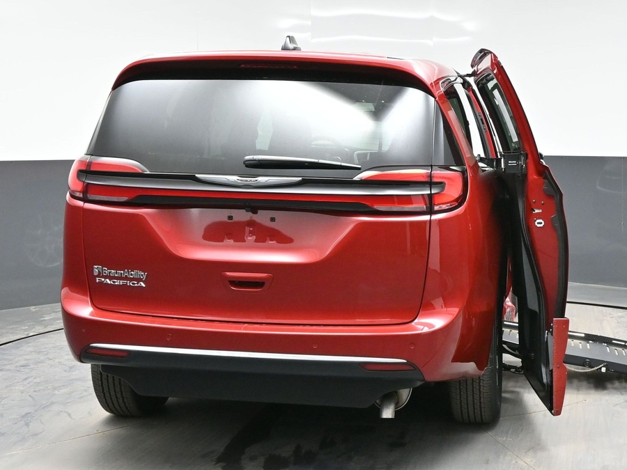 Red Chrysler Pacifica image number 5