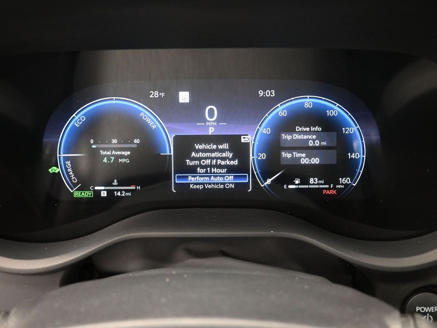 Silver Toyota Sienna image number 20