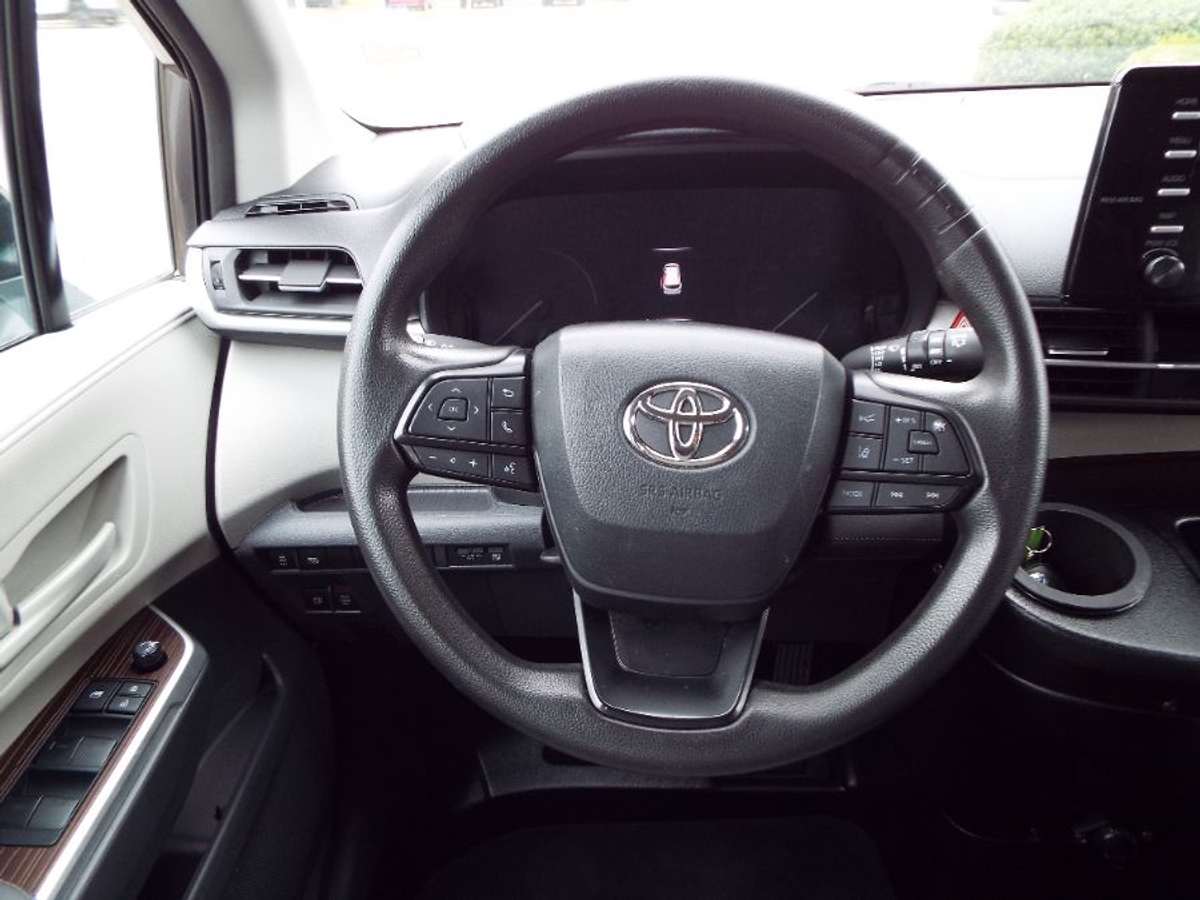 2022 TOYOTA SIENNA - Image 20