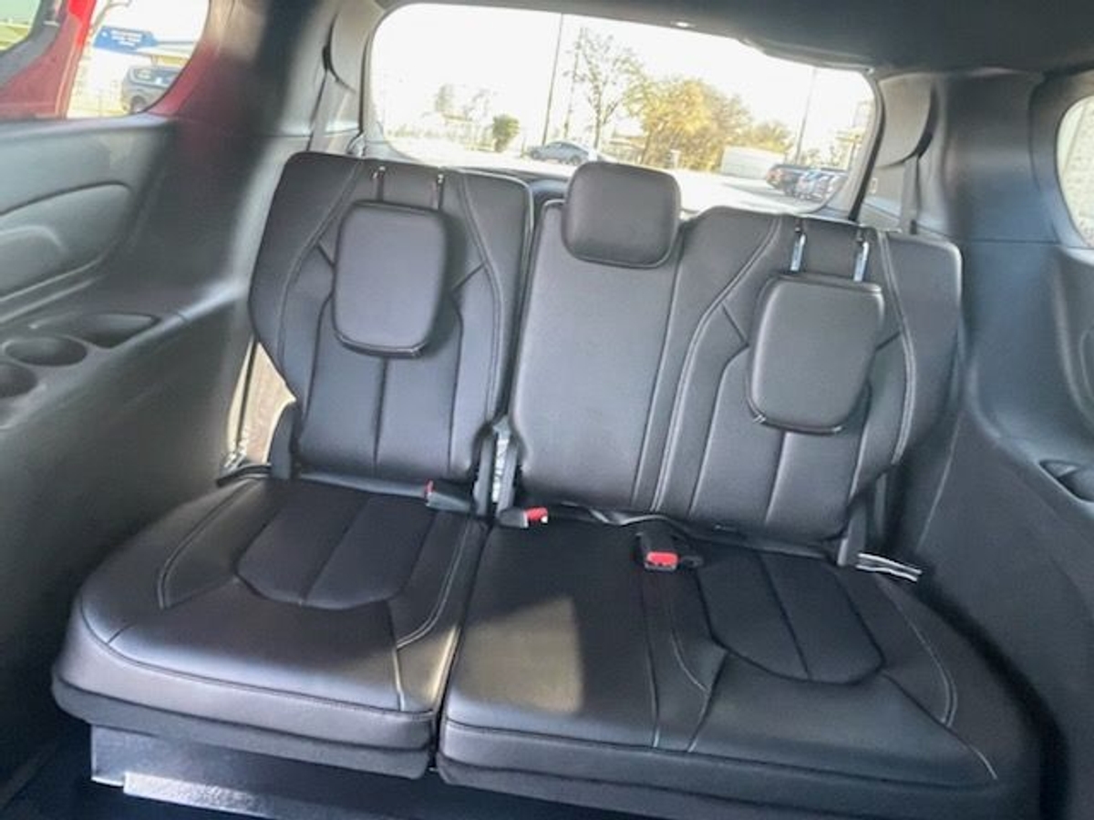 Red Chrysler Pacifica image number 1