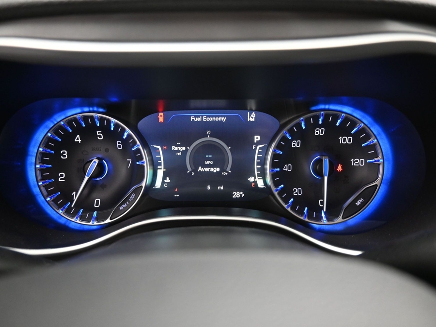 New 2025 Chrysler Pacifica Select Safety - BraunAbility Side Entry Entry Fold Out Automatic Ramp