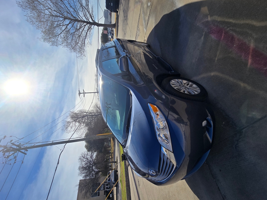 Used 2017 Toyota Sienna XLE - BraunAbility Side Entry Entry Fold Out Automatic Ramp