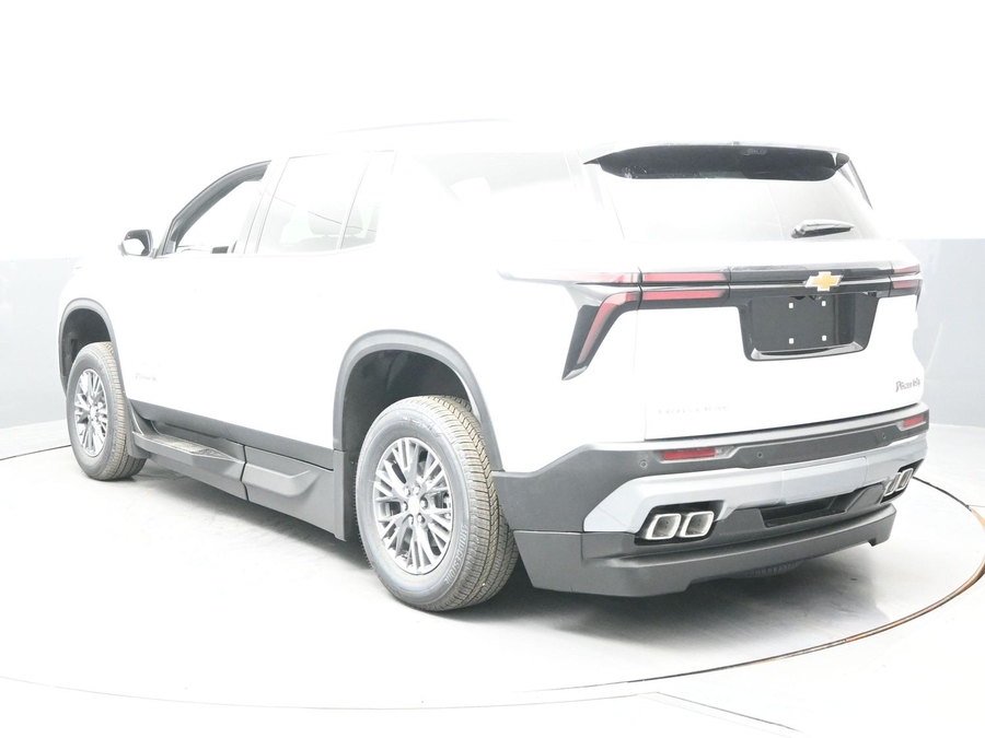 New 2026 Chevrolet Traverse 1LT - BraunAbility Side Entry In Floor Automatic Ramp
