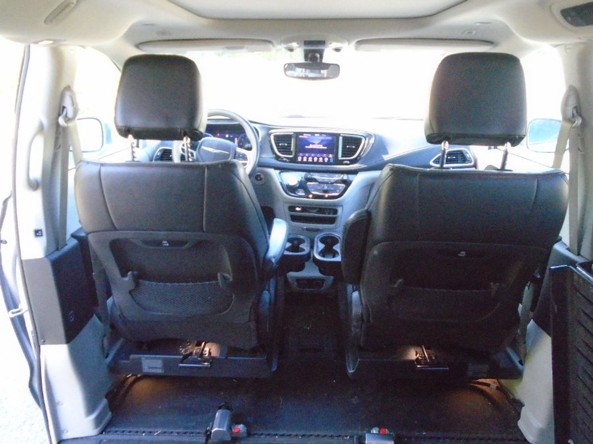 2018 CHRYSLER PACIFICA - Image 7