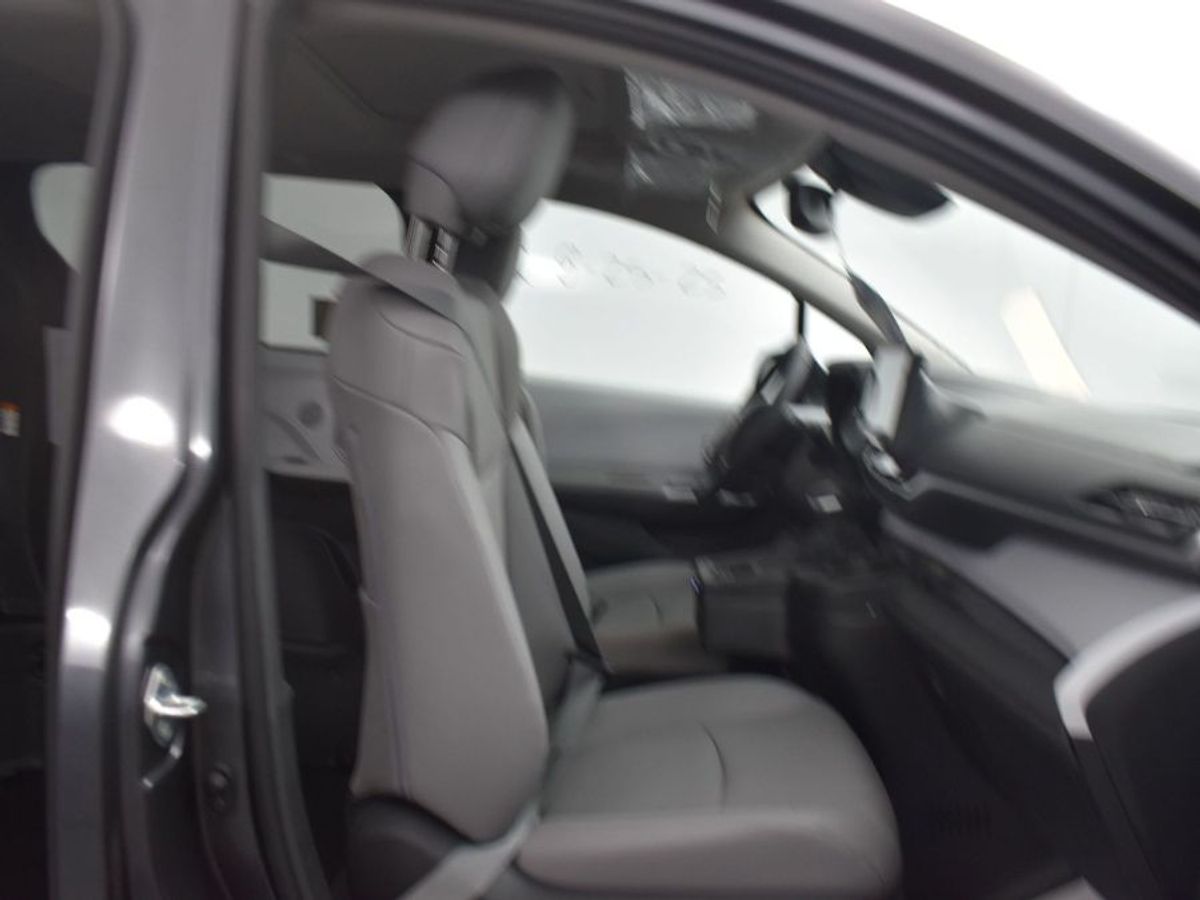 2025 TOYOTA SIENNA - Image 13
