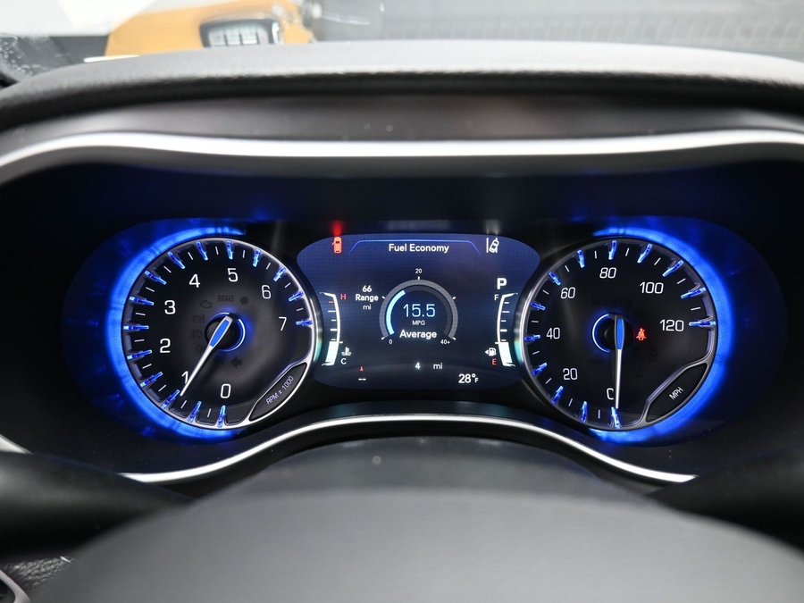 New 2026 Chrysler Pacifica Select Sport - BraunAbility Side Entry Entry In Floor Automatic Ramp