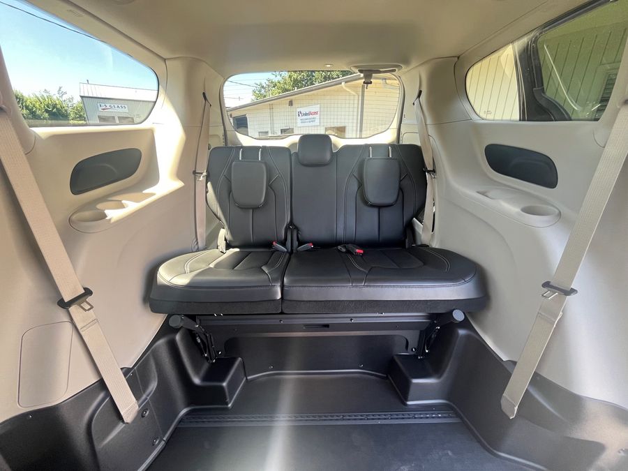 Used 2024 Chrysler Pacifica Touring L - BraunAbility Side Entry Entry Fold Out Automatic Ramp