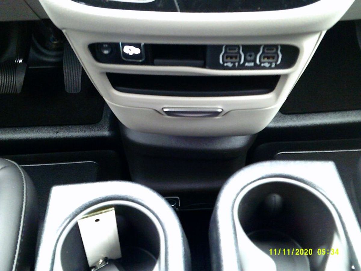 2023 CHRYSLER PACIFICA - Image 12