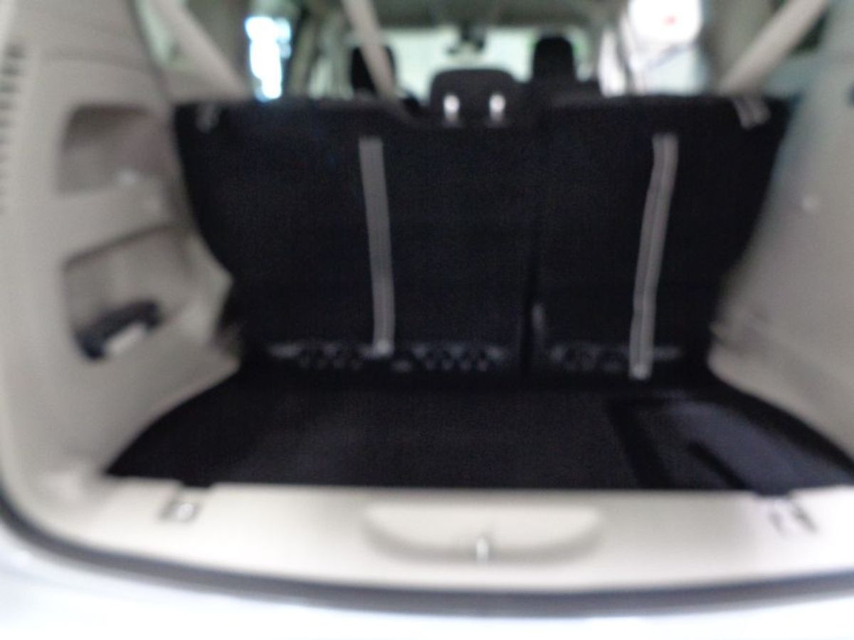 2023 CHRYSLER VOYAGER - Image 18