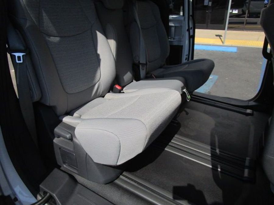 New 2025 Toyota Sienna Hybrid LE - BraunAbility Commercial Rear Entry Entry Fold Out Manual Ramp