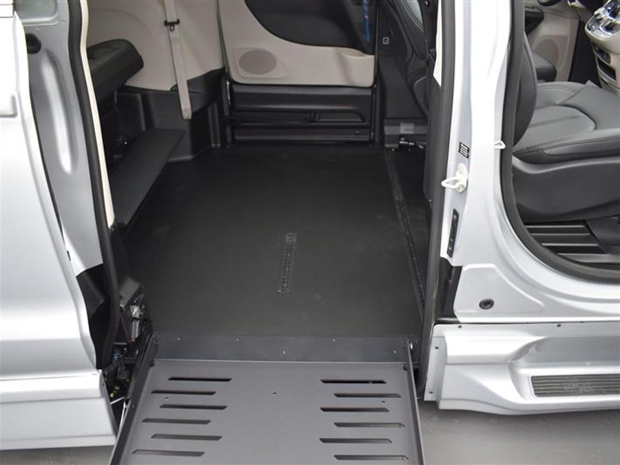 Used 2024 Chrysler Pacifica Touring L - BraunAbility Side Entry Fold Out Automatic Ramp