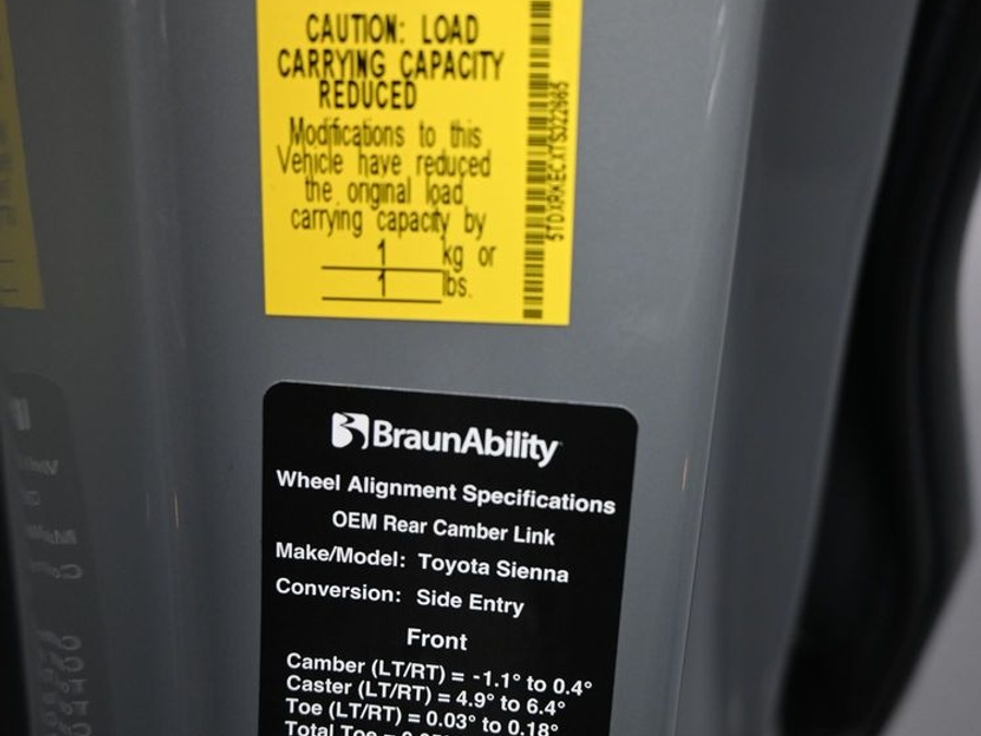New 2026 Toyota Sienna Hybrid XSE Sport - BraunAbility Side Entry In Floor Automatic Ramp