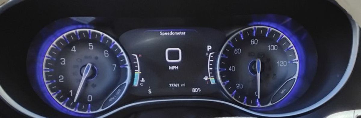 Chrysler Pacifica gris imagen numero 29