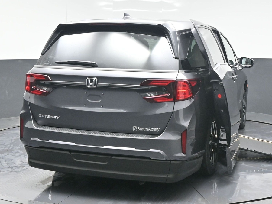 New 2026 Honda Odyssey EX-L - BraunAbility Side Entry In Floor Automatic Ramp
