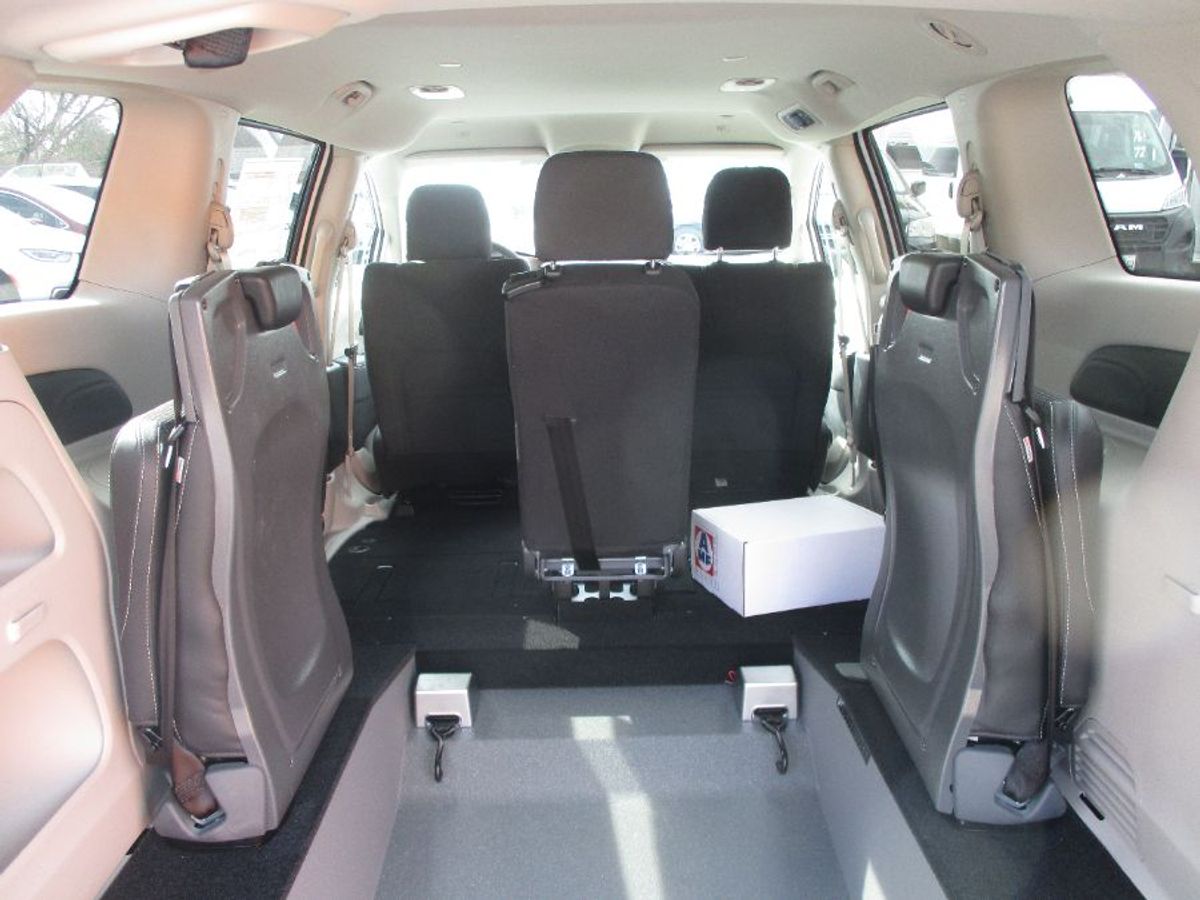 Blanco Chrysler Voyager número de imagen 10