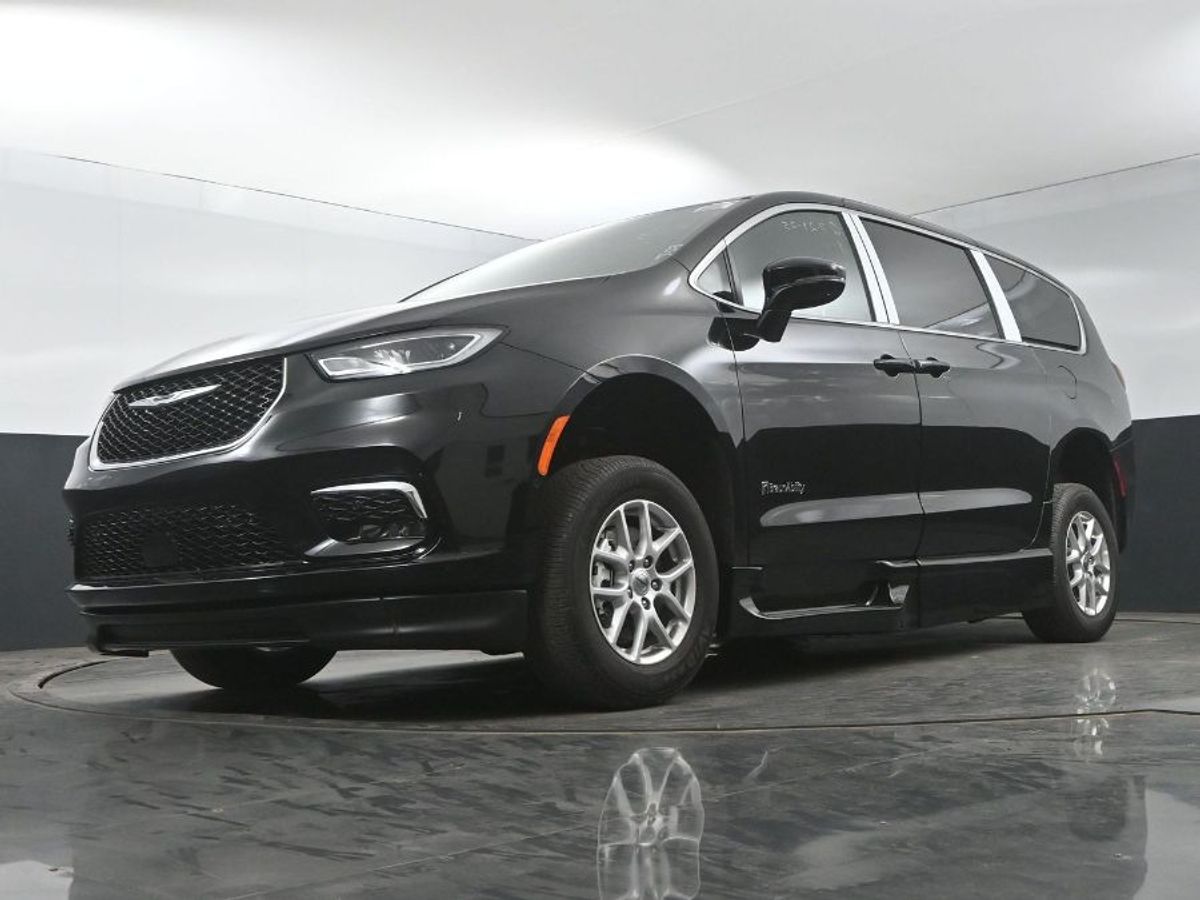 2025 CHRYSLER PACIFICA - Image 20