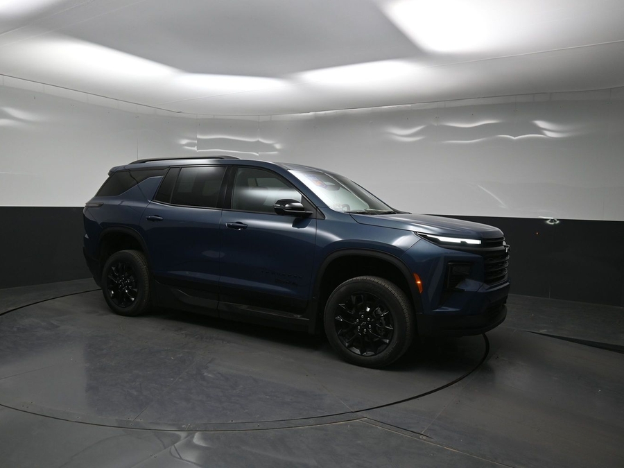 New 2026 Chevrolet Traverse 1LT Midnight - BraunAbility Side Entry Entry In Floor Automatic Ramp