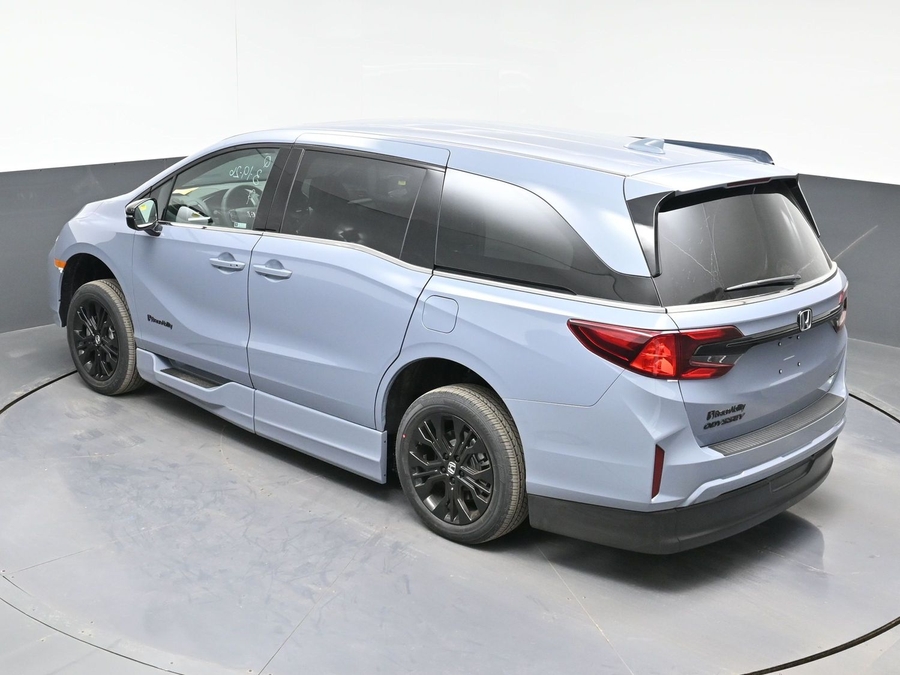 New 2026 Honda Odyssey Sport - BraunAbility Side Entry Entry In Floor Automatic Ramp