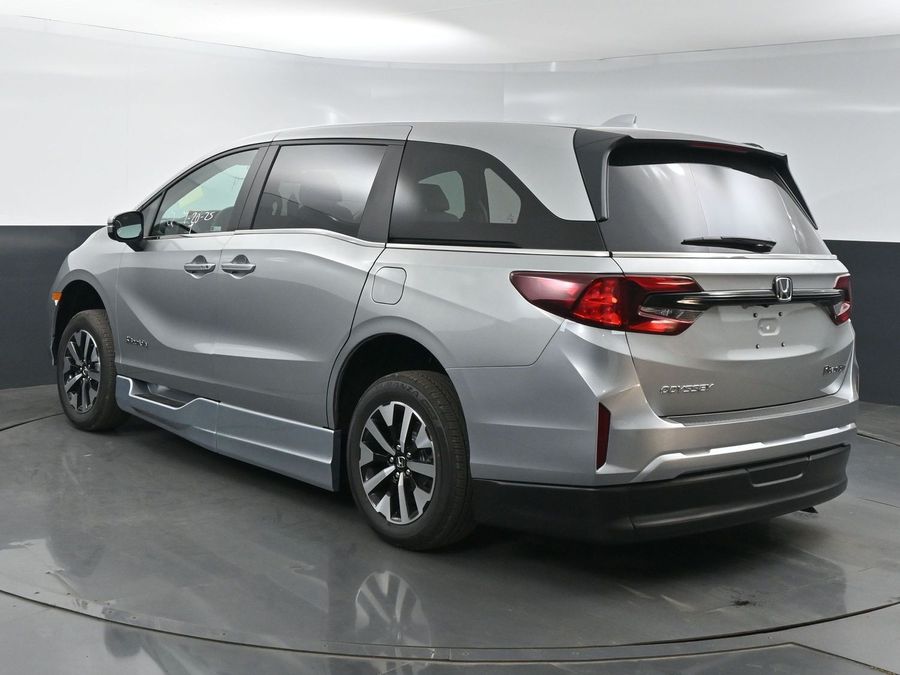 New 2025 Honda Odyssey EX-L - BraunAbility Side Entry Entry In Floor Automatic Ramp