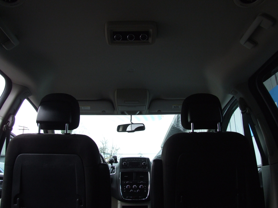 Used 2015 Dodge Grand Caravan SE - VMI Side Entry Entry In Floor Automatic Ramp