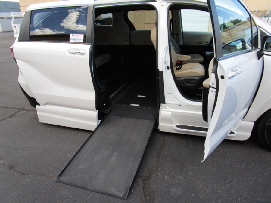 Used 2024 Toyota Sienna Hybrid XLE - VMI Side Entry Entry In Floor Automatic Ramp