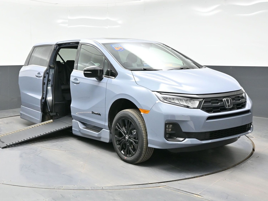 New 2026 Honda Odyssey Sport - BraunAbility Side Entry Entry In Floor Automatic Ramp