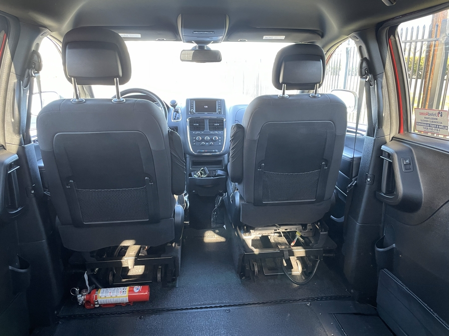 Used 2019 Dodge Grand Caravan SE - VMI Side Entry Entry In Floor Automatic Ramp