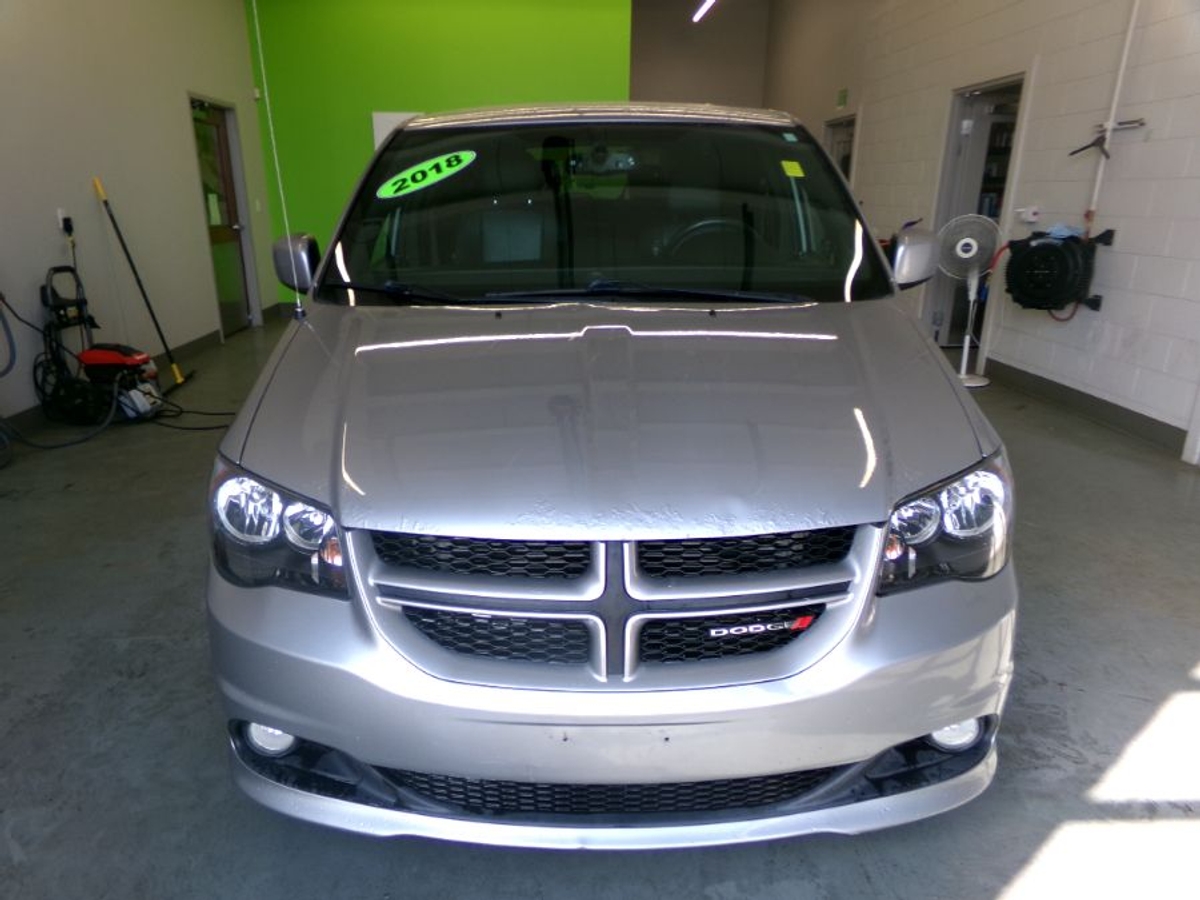 2018 DODGE GRAND CARAVAN - Image 2