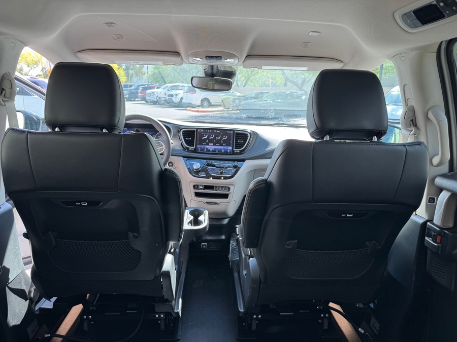 Used 2024 Chrysler Pacifica Touring L - BraunAbility Side Entry Entry In Floor Automatic Ramp