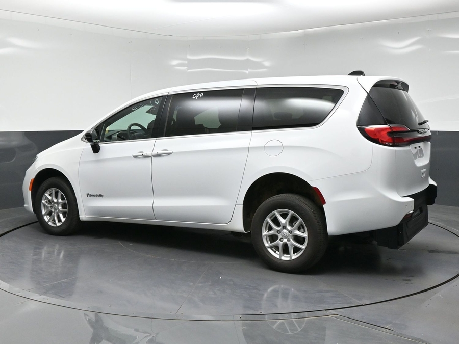 Used 2025 Chrysler Pacifica Select Safety - BraunAbility Rear Entry Fold Out Manual Ramp