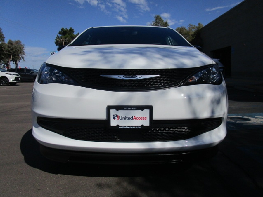 New 2025 Chrysler Voyager LX - BraunAbility Commercial Side Entry Entry Fold Out Manual Ramp